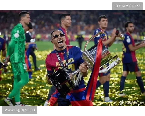 拉菲尼亚西甲夺冠，生涯荣誉拼图是否已完整