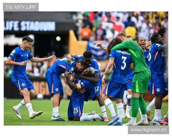 凯尔·沃克世俱杯冠军成员完成荣誉拼图