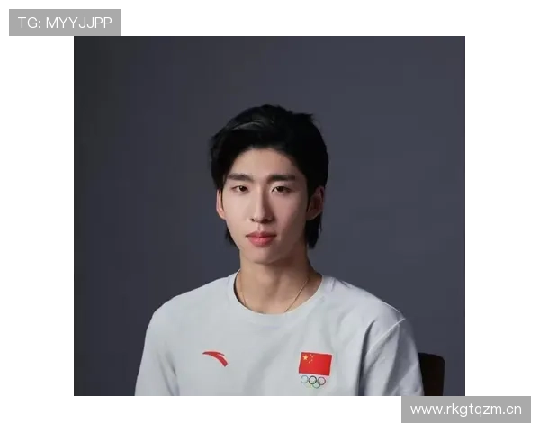 看林孝埈这一套出场，我还以为刷到时装博主，不像短道选手了