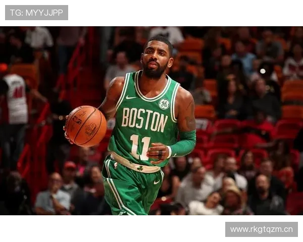 德阿龙·福克斯突破创造得分机会率提升显著 拉开与同位置后卫差距